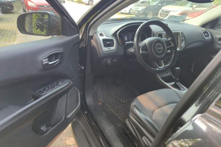 Used Jeep Compass 2017 200T Automatic Family Edition Driver Seat