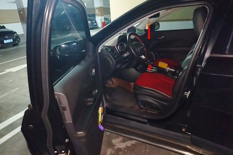 Used Jeep Compass 2017 200T Automatic Prestige Edition Driver Seat