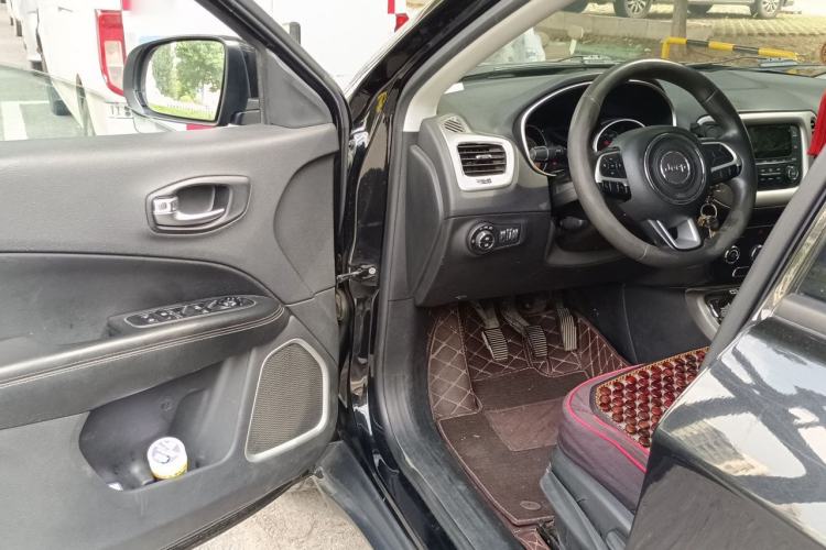Used Jeep Compass 2017 200T Manual Enjoy Edition Driver Seat