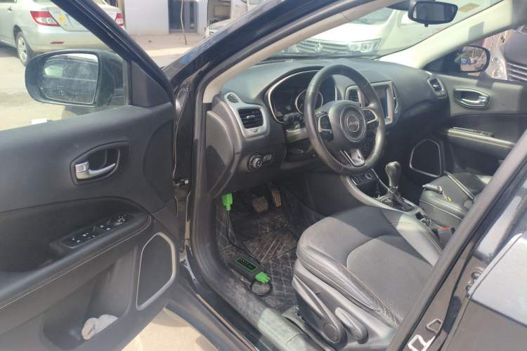 Used Jeep Compass 2017 200T Automatic Family Edition Driver Seat