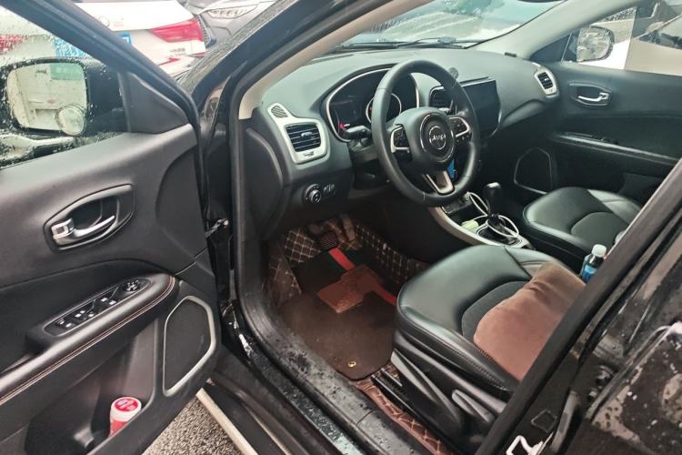 Used Jeep Compass 2017 200T Automatic Enjoyment Version Driver Seat