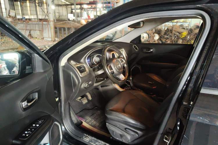 Used Jeep Compass 2017 200T Automatic Family Edition Driver Seat