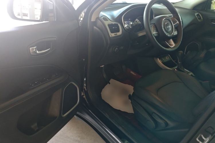 Used Jeep Compass 2017 200T Automatic Family Edition Driver Seat