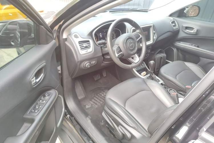 Used Jeep Compass 2017 200T Automatic Family Edition Driver Seat