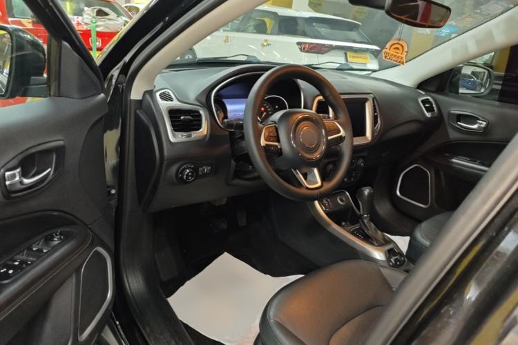 Used Jeep Compass 2017 200T Automatic Family Edition Driver Seat