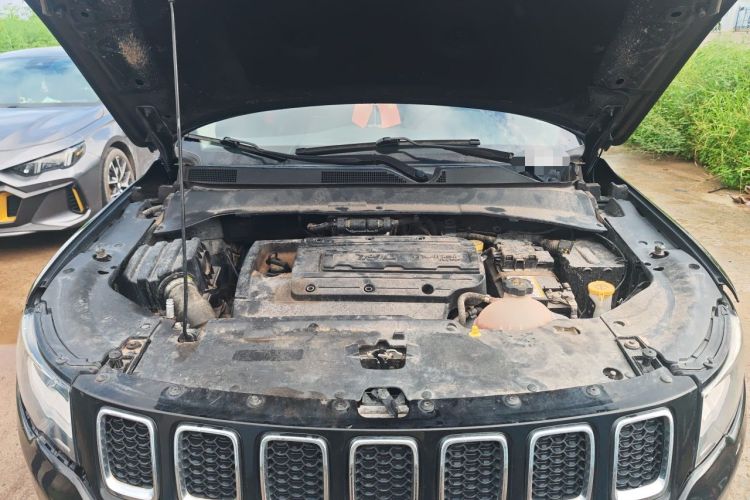 Used Jeep Compass 2017 200T Automatic Family Edition Engine Bay