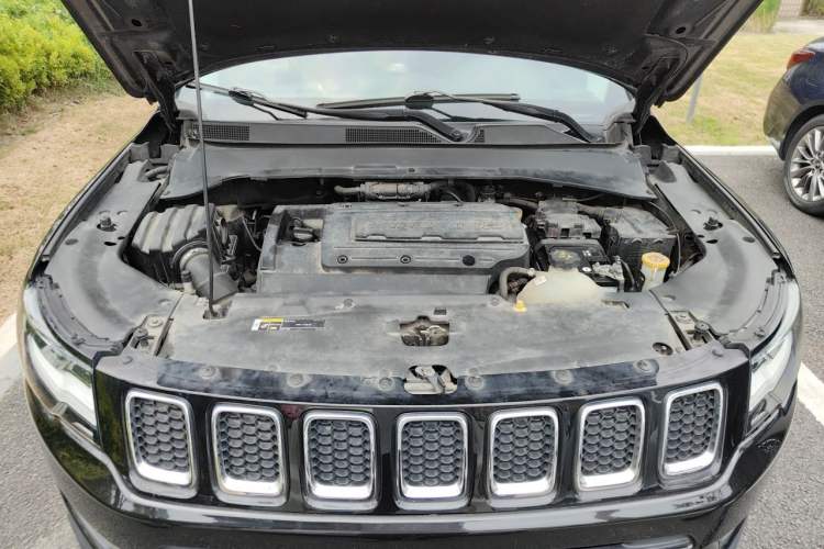 Used Jeep Compass 2017 200T Automatic Family Edition Engine Bay