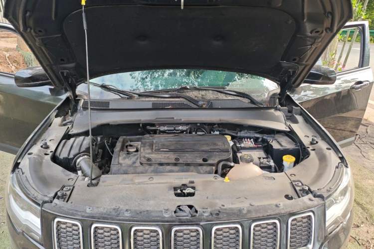 Used Jeep Compass 2017 200T Automatic Family Edition Engine Bay