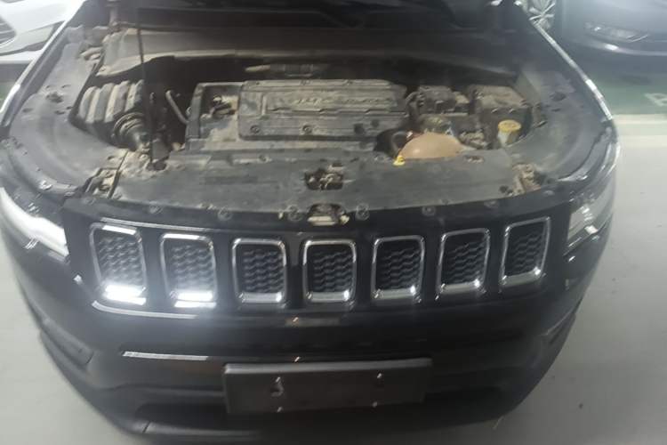 Used Jeep Compass 2017 200T Automatic Family Edition Engine Bay