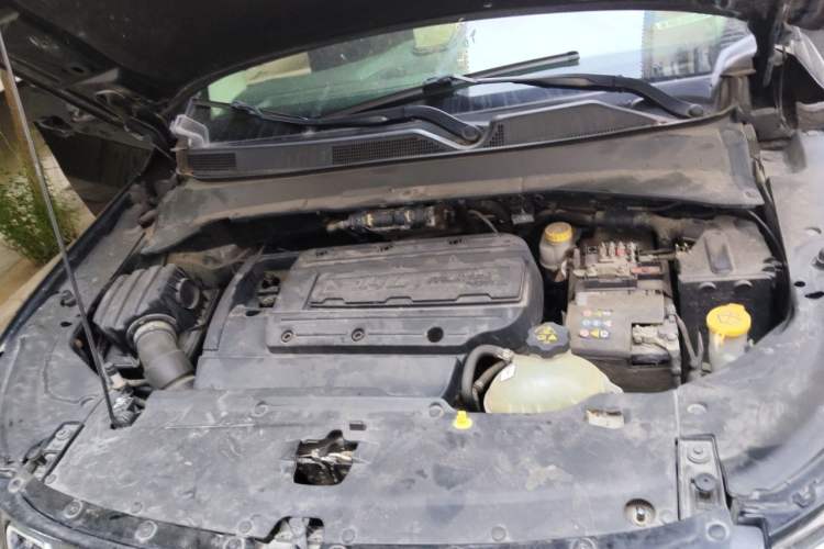 Used Jeep Compass 2017 200T Automatic Family Edition Engine Bay