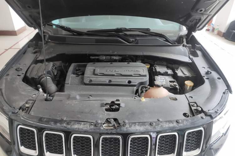 Used Jeep Compass 2017 200T Automatic Family Edition Engine Bay