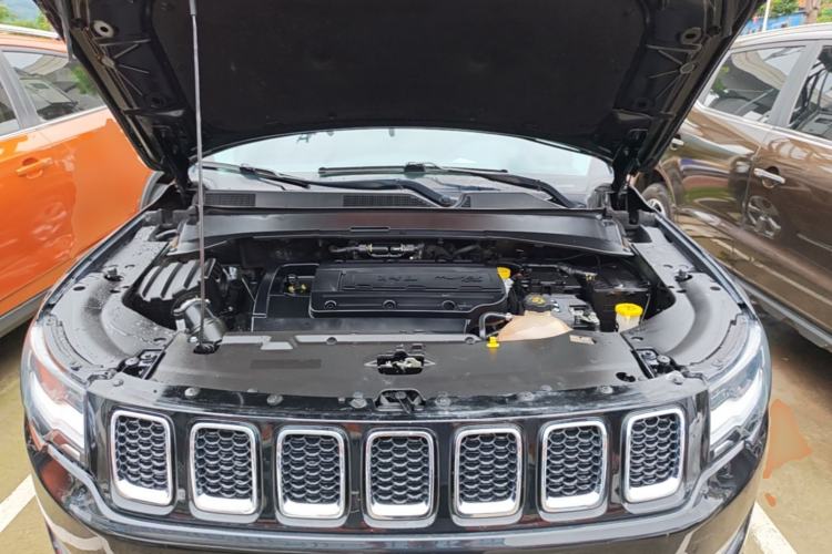 Used Jeep Compass 2017 200T Automatic Family Edition Engine Bay