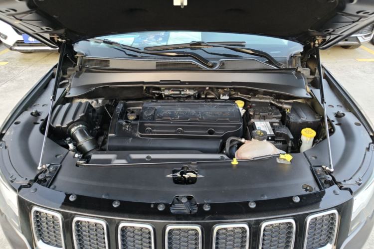 Used Jeep Compass 2017 200T Automatic Family Edition Engine Bay