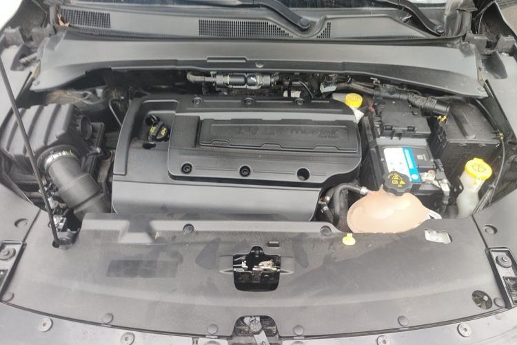 Used Jeep Compass 2017 200T Automatic Family Edition Engine Bay