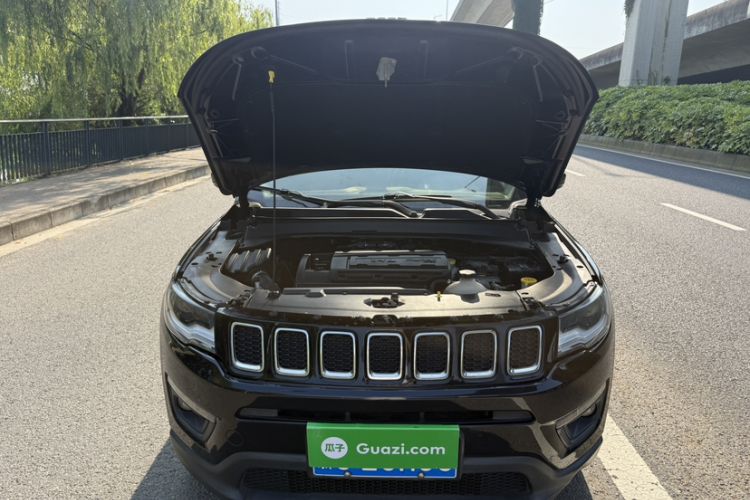 Used Jeep Compass 2017 200T Automatic Family Edition Engine Bay
