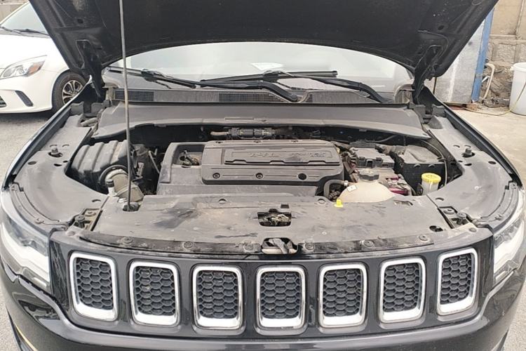 Used Jeep Compass 2017 200T Automatic Family Edition Engine Bay