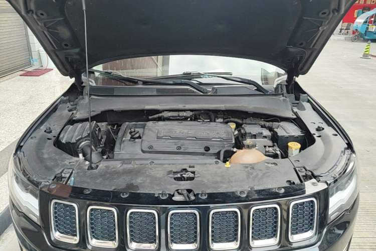 Used Jeep Compass 2017 200T Automatic Prestige Edition Engine Bay