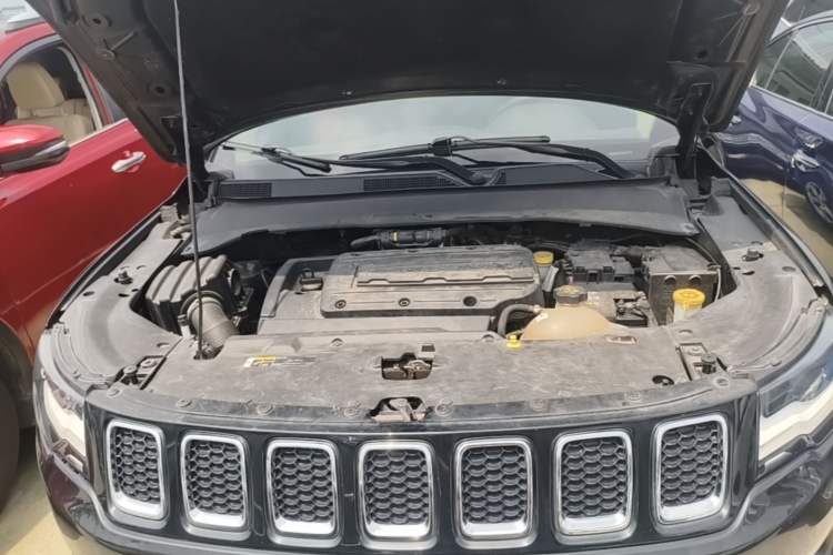 Used Jeep Compass 2017 200T Automatic Family Edition Engine Bay