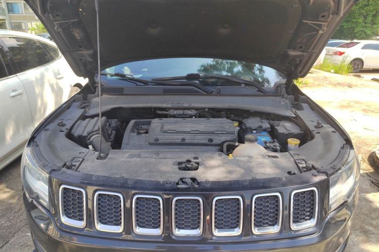 Used Jeep Compass 2017 200T Automatic Enjoyment Version Engine Bay