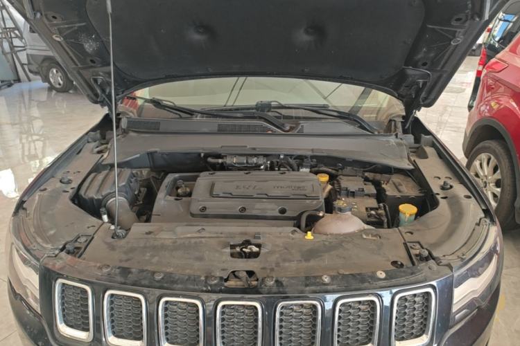 Used Jeep Compass 2017 200T Automatic Family Edition Engine Bay