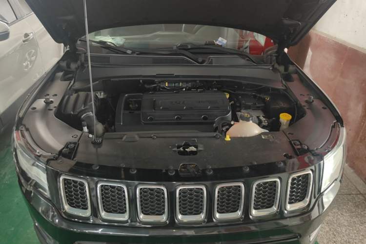 Used Jeep Compass 2017 200T Automatic Family Edition Engine Bay