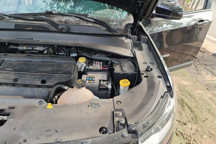 Used Jeep Compass 2017 200T Automatic Family Edition Engine Bay Left