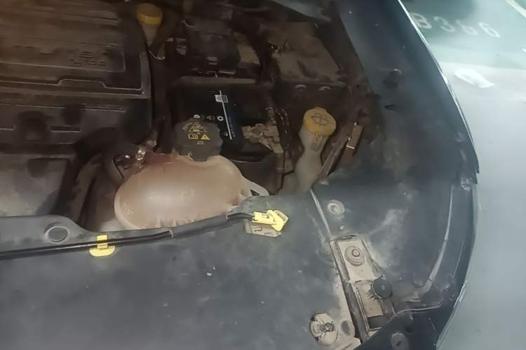 Used Jeep Compass 2017 200T Automatic Family Edition Engine Bay Left