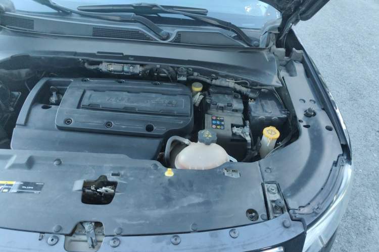 Used Jeep Compass 2017 200T Automatic Enjoyment Version Engine Bay Left
