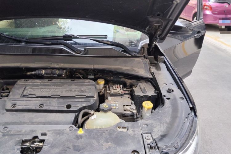 Used Jeep Compass 2017 200T Automatic Family Edition Engine Bay Left