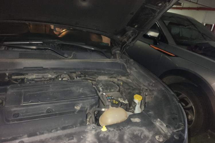 Used Jeep Compass 2017 200T Automatic Family Edition Engine Bay Left