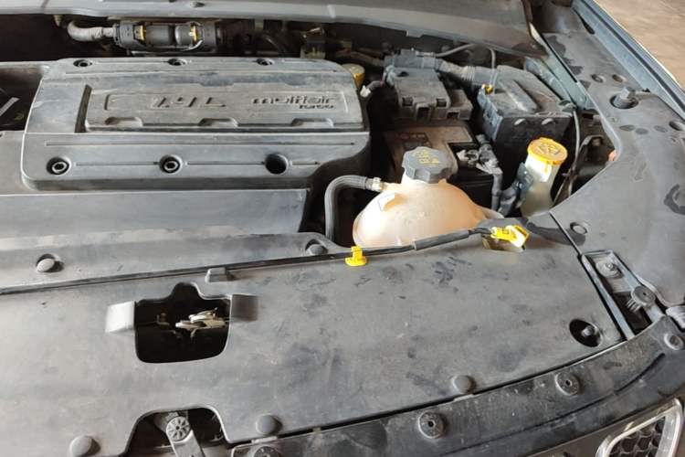 Used Jeep Compass 2017 200T Automatic Family Edition Engine Bay Left
