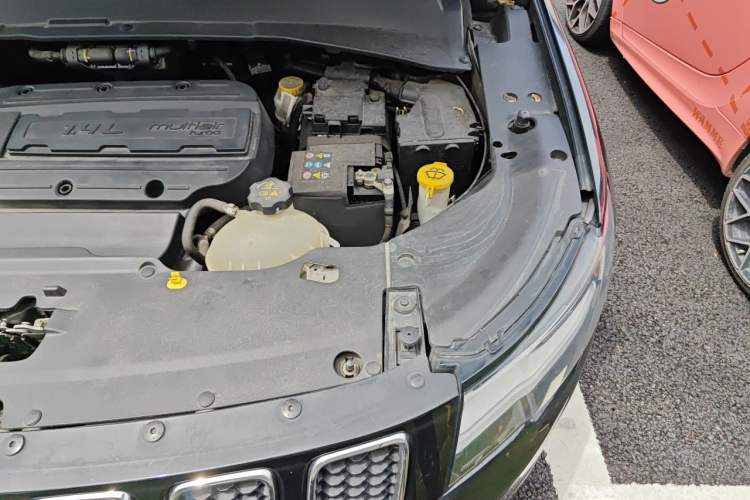 Used Jeep Compass 2017 200T Automatic Family Edition Engine Bay Left