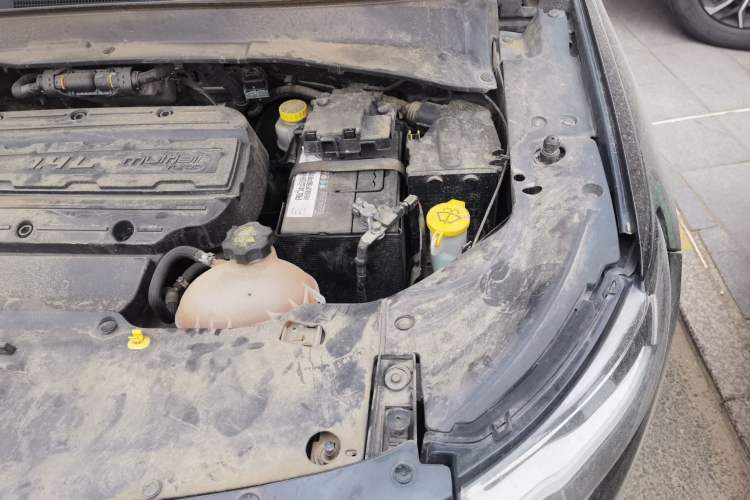 Used Jeep Compass 2017 200T Automatic Family Edition Engine Bay Left