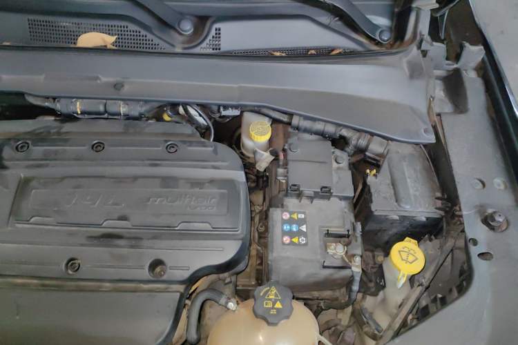 Used Jeep Compass 2017 200T Automatic Family Edition Engine Bay Left