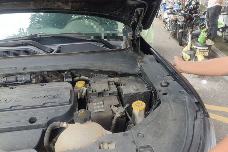 Used Jeep Compass 2017 200T Automatic Prestige Edition Engine Bay Left