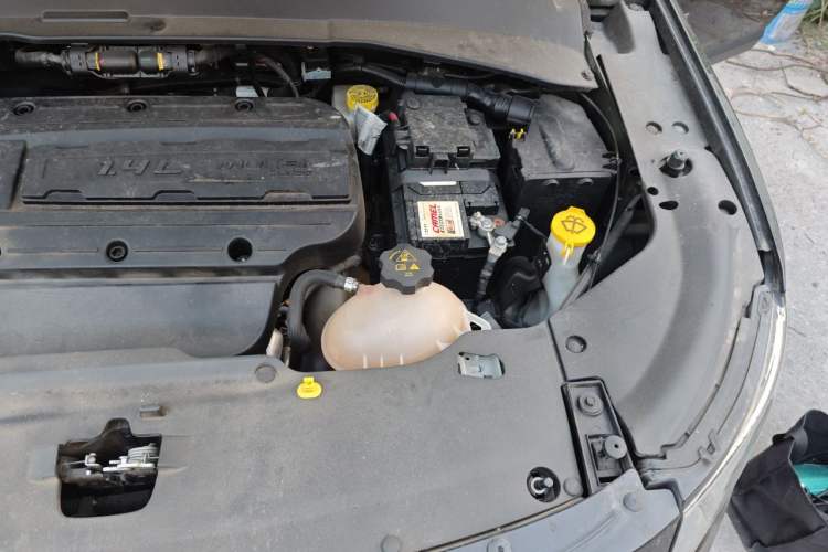 Used Jeep Compass 2017 200T Automatic Family Edition Engine Bay Left