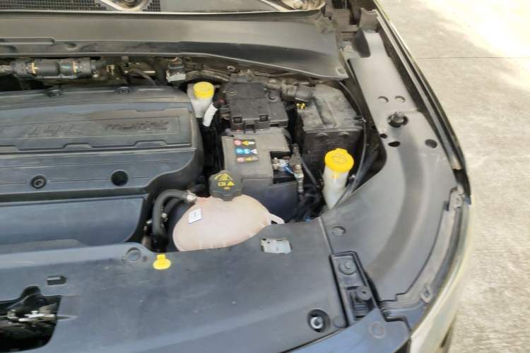 Used Jeep Compass 2017 200T Automatic Family Edition Engine Bay Left