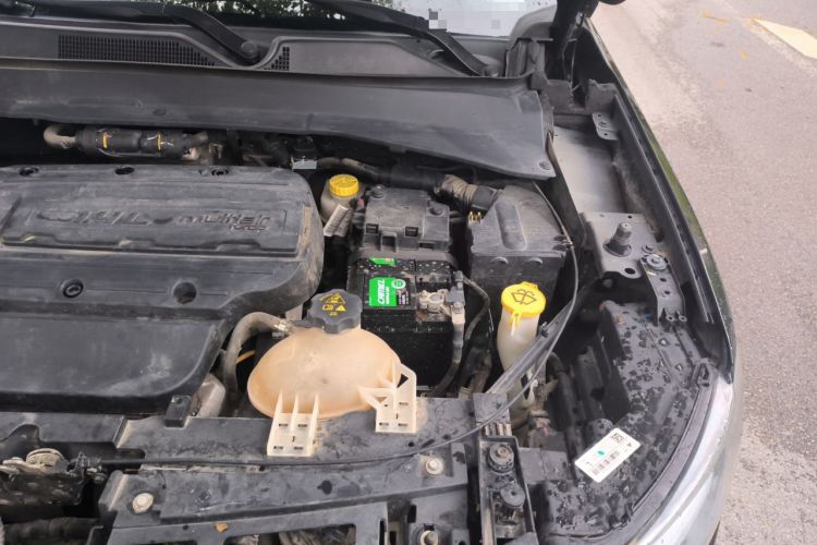 Used Jeep Compass 2017 200T Automatic Enjoyment Version Engine Bay Left