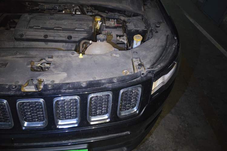 Used Jeep Compass 2017 200T Automatic Family Edition Engine Bay Left