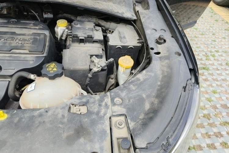 Used Jeep Compass 2017 200T Automatic Family Edition Engine Bay Left