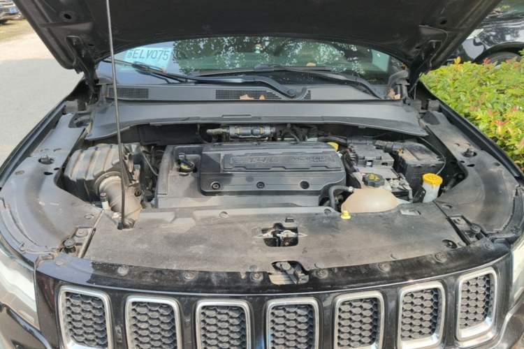 Used Jeep Compass 2017 200T Automatic Family Edition Engine Bay