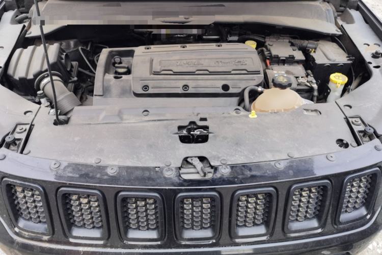 Used Jeep Compass 2017 200T Automatic Family Enjoyment Four-Wheel Drive Edition Engine Bay