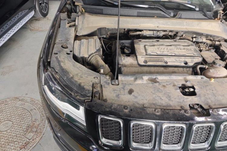 Used Jeep Compass 2017 200T Automatic Family Edition Engine Bay Right