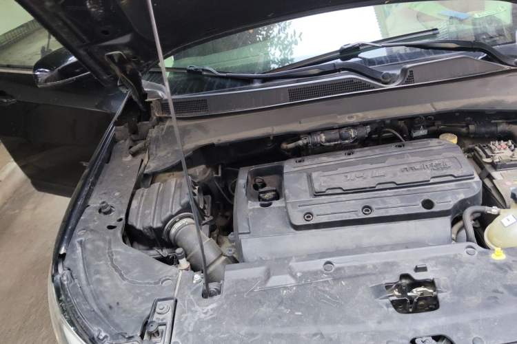 Used Jeep Compass 2017 200T Automatic Family Edition Engine Bay Right