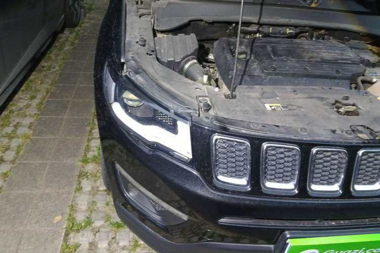 Used Jeep Compass 2017 200T Automatic Enjoyment Version Engine Bay Right