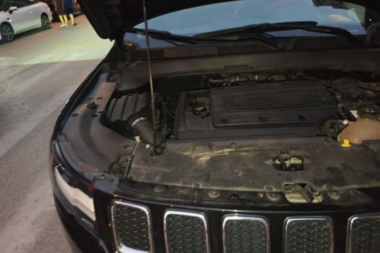 Used Jeep Compass 2017 200T Automatic Family Edition Engine Bay Right