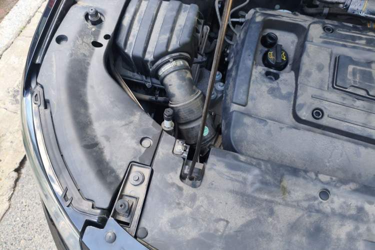 Used Jeep Compass 2017 200T Automatic Family Edition Engine Bay Right