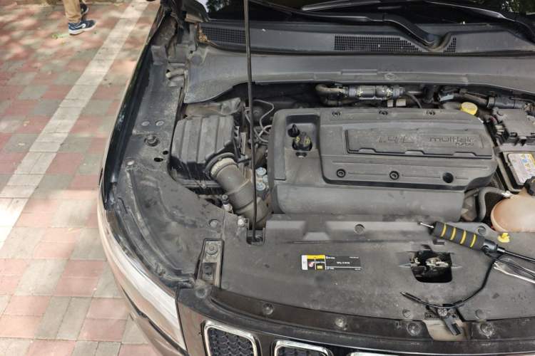 Used Jeep Compass 2017 200T Automatic Family Edition Engine Bay Right