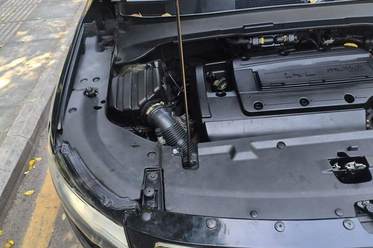 Used Jeep Compass 2017 200T Automatic Family Edition Engine Bay Right