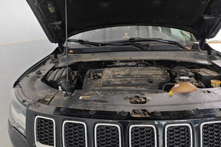 Used Jeep Compass 2017 200T Automatic Family Edition Engine Bay Right